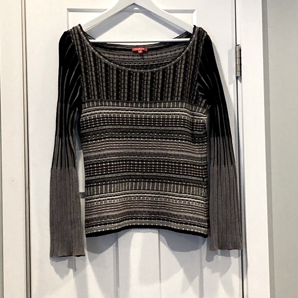 Chacok sweater in blacks and greys - Picture 1 of 6